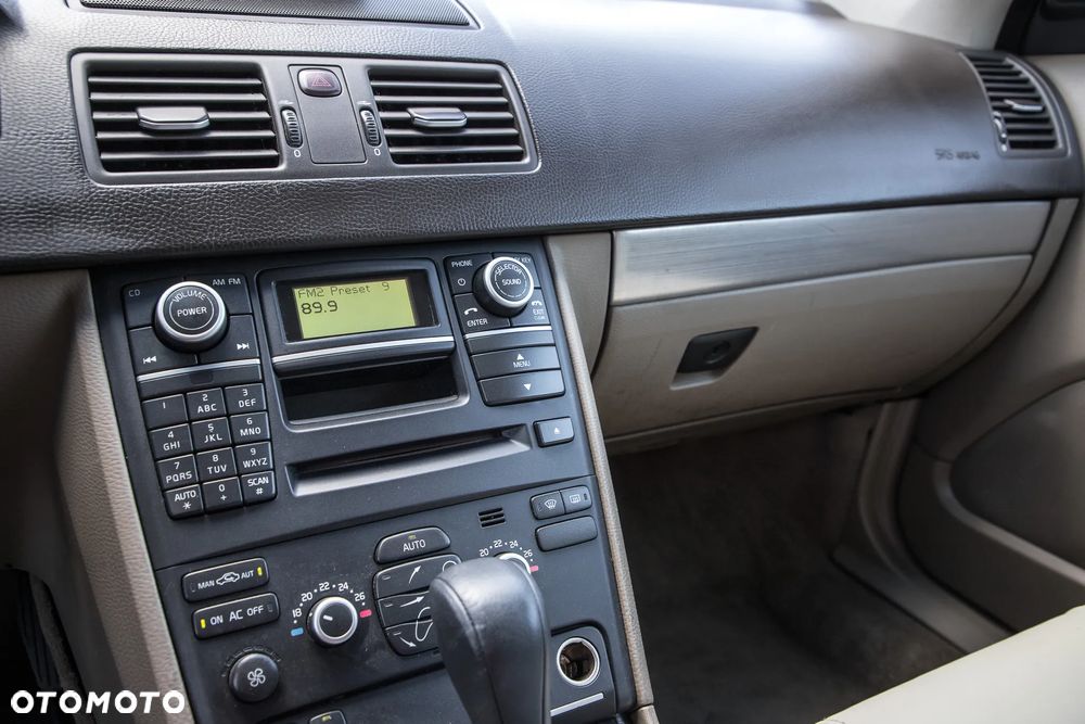 Volvo XC 90 - 20