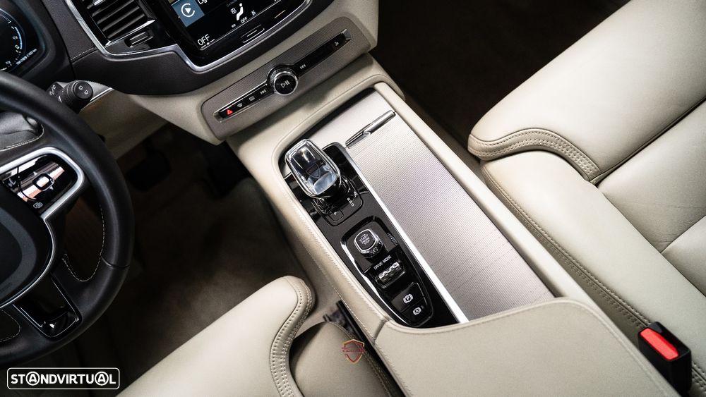 Volvo XC 90 2.0 T8 PHEV Inscription AWD - 38