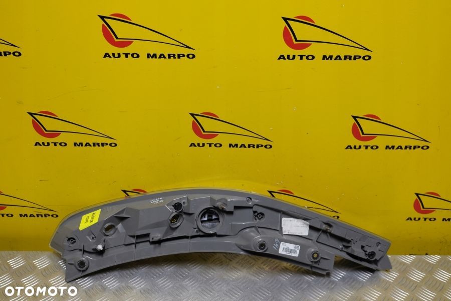 NISSAN LEAF 2013-2015 LAMPA TYŁ TYLNA PRAWA USA - 6