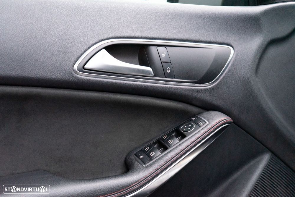 Mercedes-Benz CLA 180 d Shooting Brake AMG Line Aut. - 21