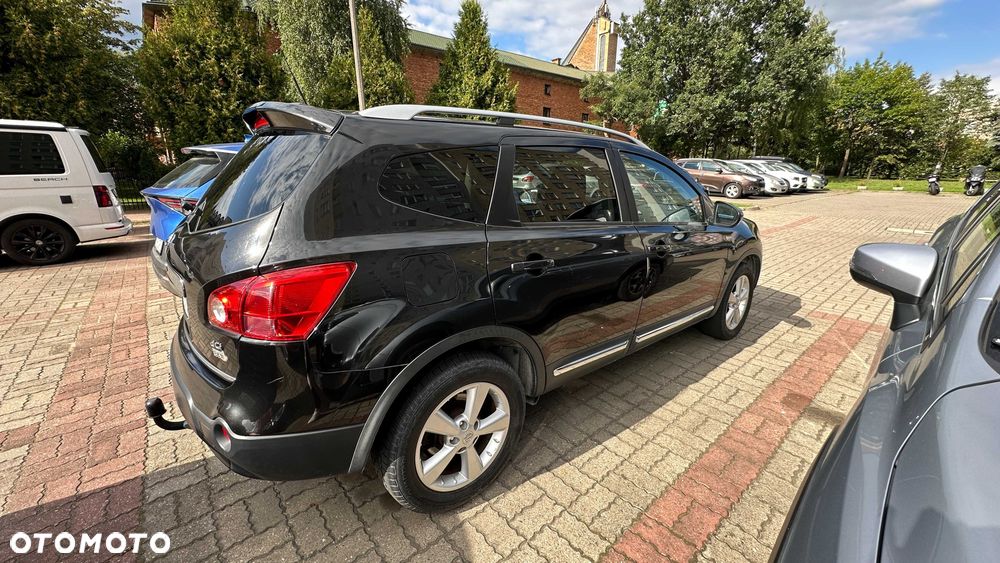 Nissan Qashqai+2 - 2