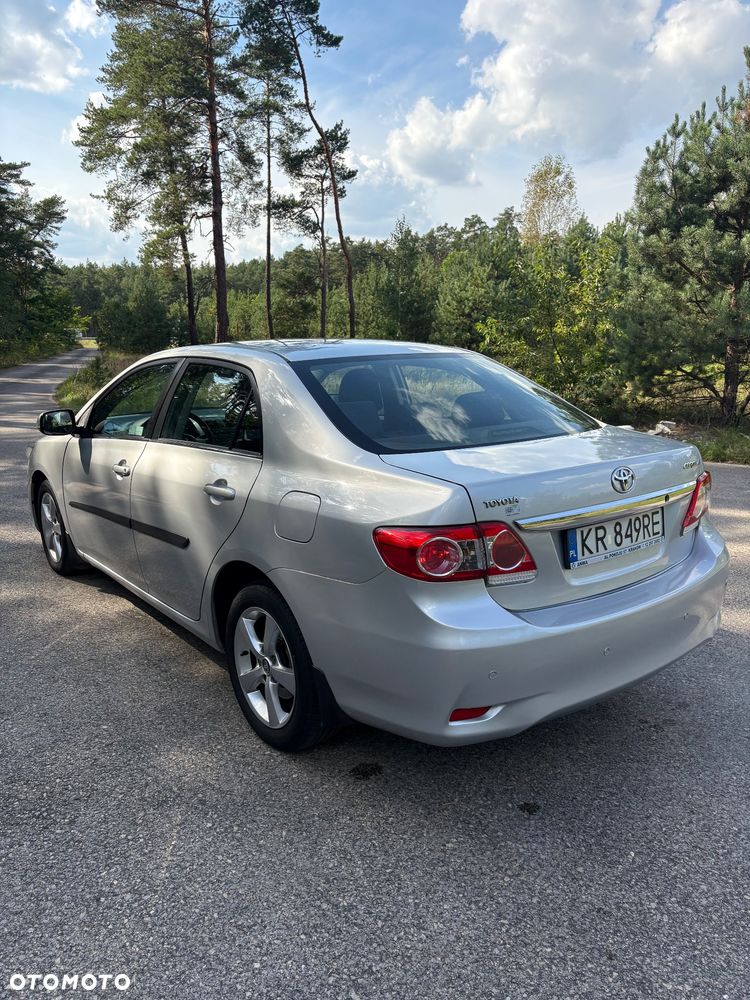 Toyota Corolla 1.4 D-4D Premium - 5