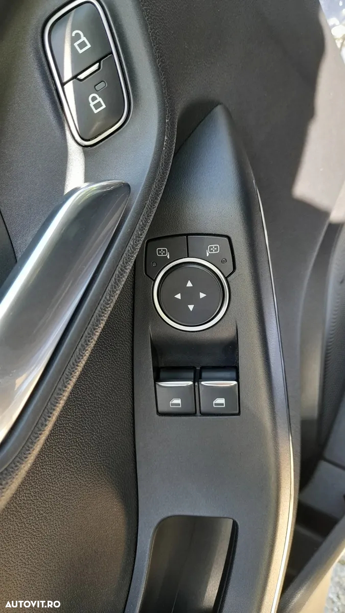 Ford Fiesta 1.0 EcoBoost Powershift Trend - 10