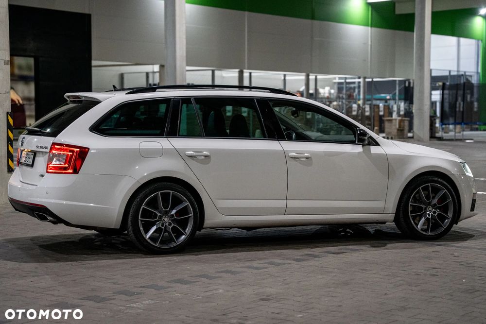 Skoda Octavia 2.0 TSI RS - 3
