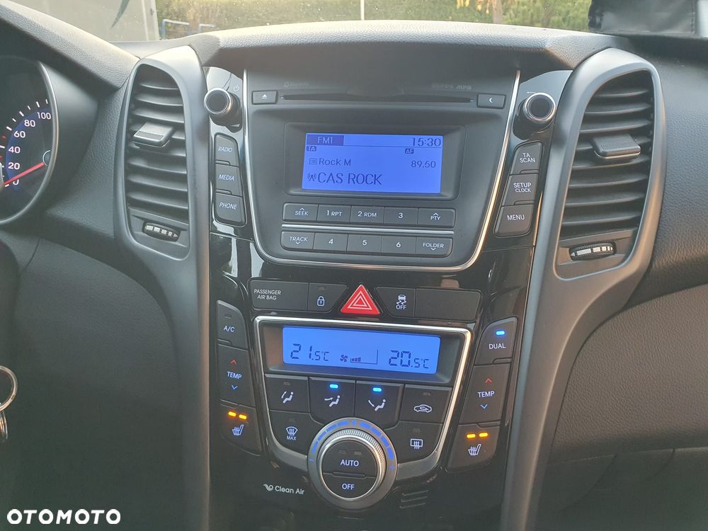 Hyundai i30 1.6 GDI BlueDrive Premium - 15