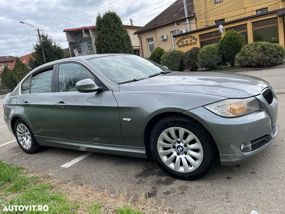 BMW Seria 3 320d DPF Aut. - 1