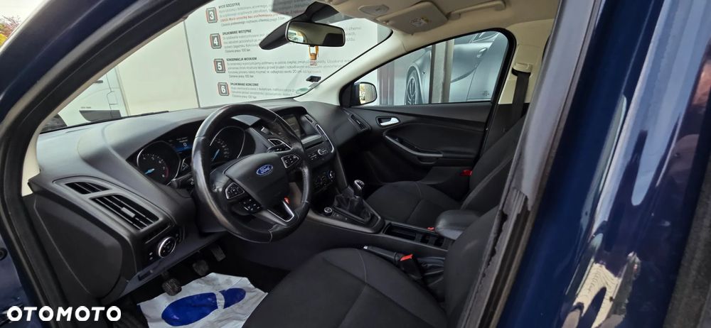 Ford Focus - 28