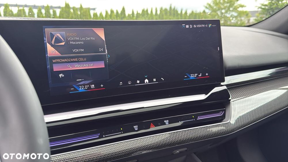 BMW Seria 5 520d xDrive - 32