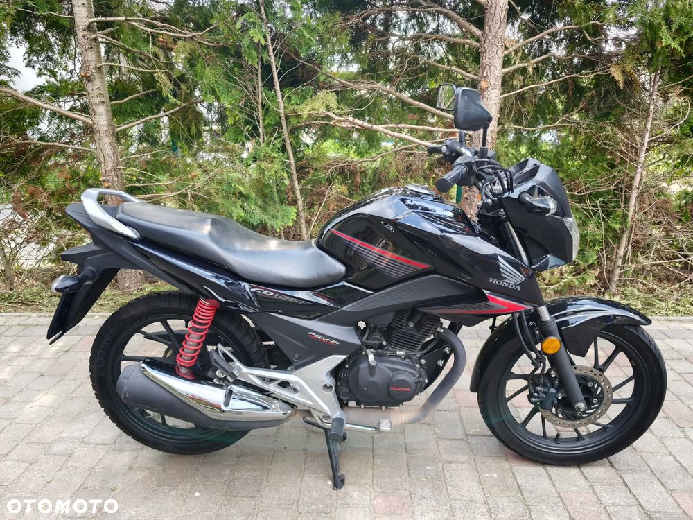 Honda CB - 1