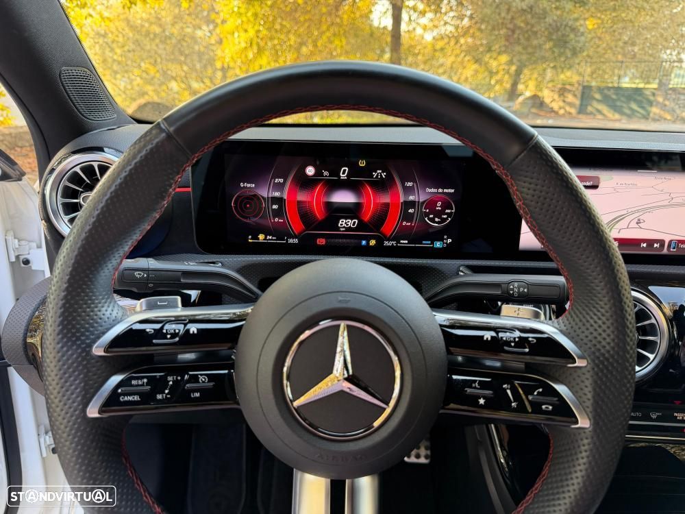 Mercedes-Benz A 200 Limousine 7G-DCT AMG Line Advanced Plus - 31