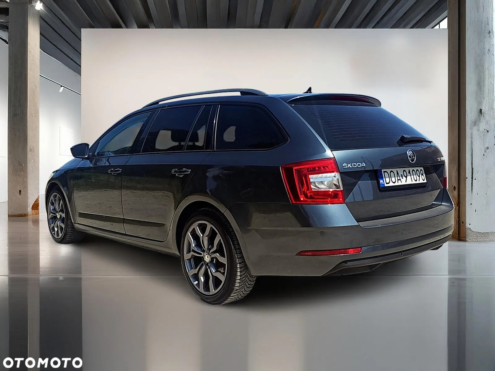 Skoda Octavia 1.6 TDI DSG Ambition - 3