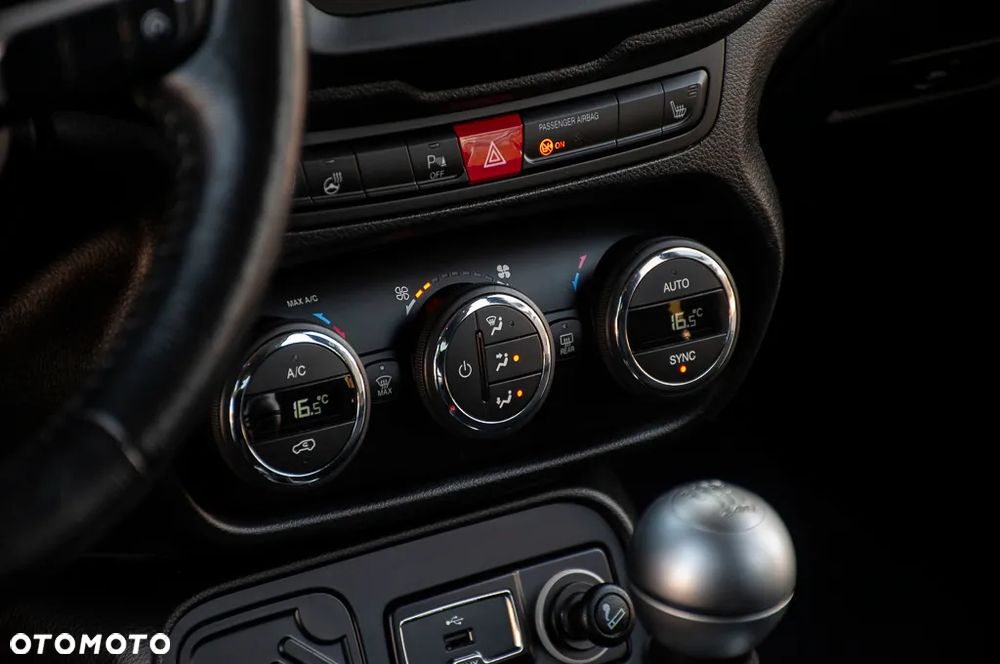 Jeep Renegade 1.4 MultiAir Longitude - 21