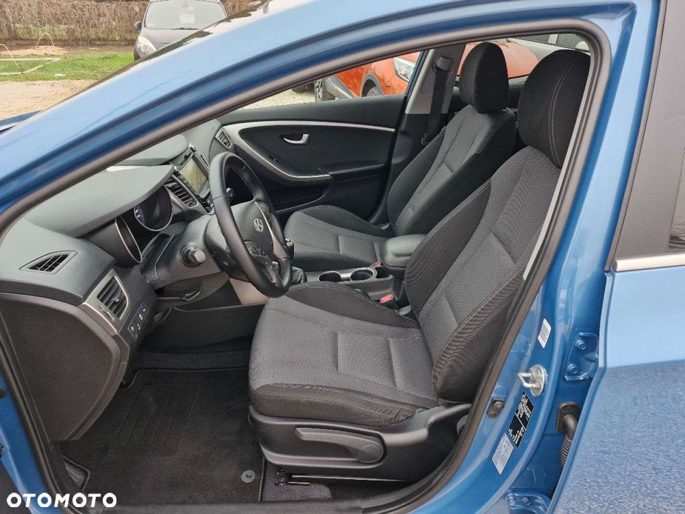 Hyundai i30 - 15