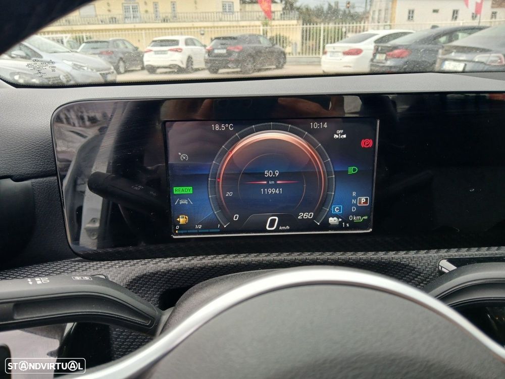 Mercedes-Benz A 250 Limousine e 8G-DCT - 28