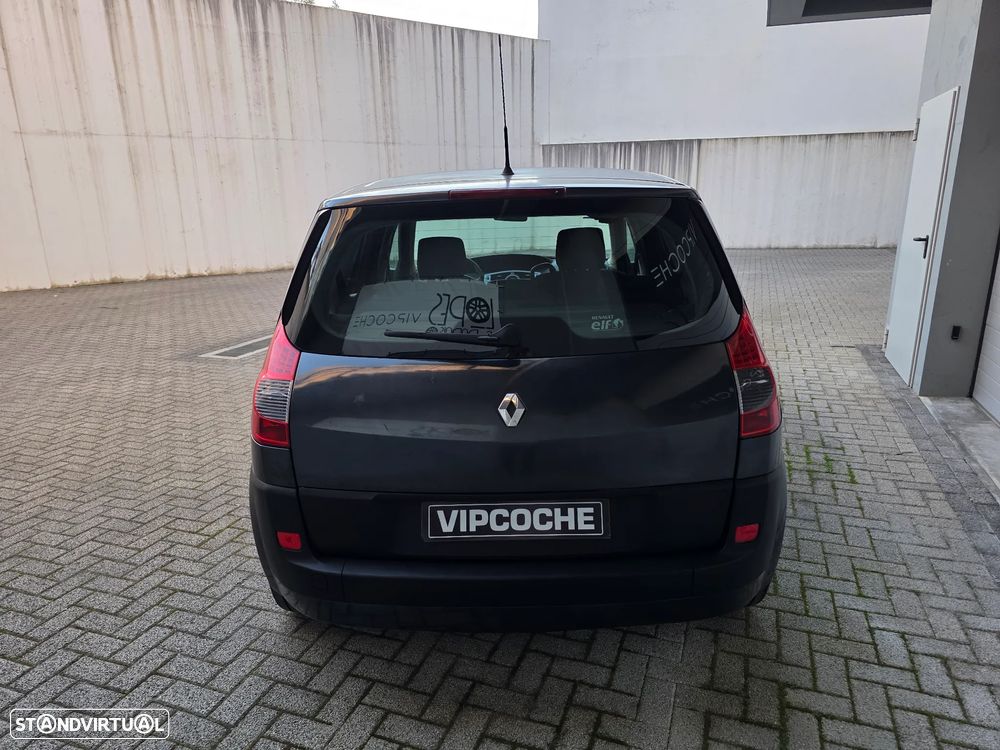 Renault Scénic 1.5 dCi Dynamique S - 32