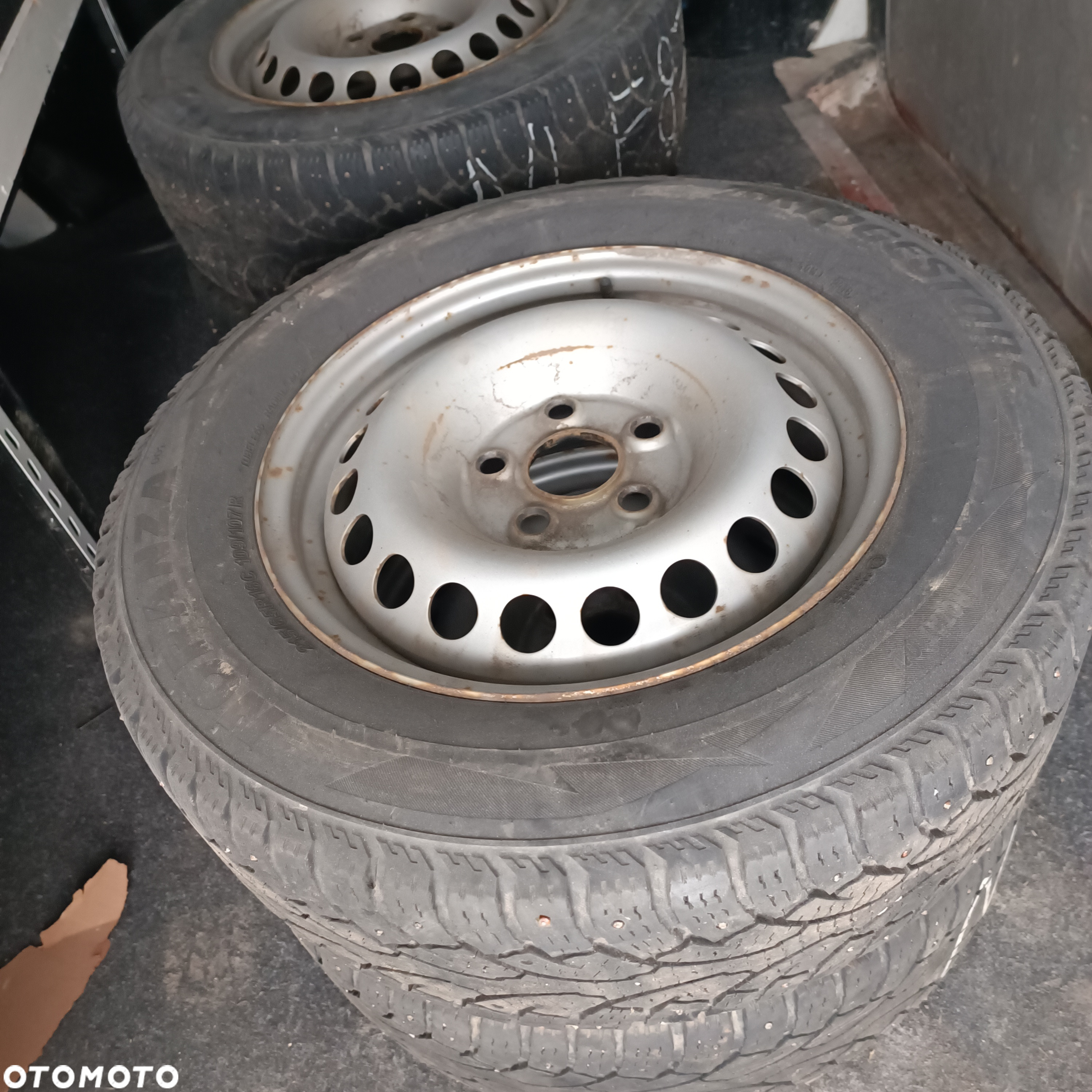 Volkswagen Transporter - 9