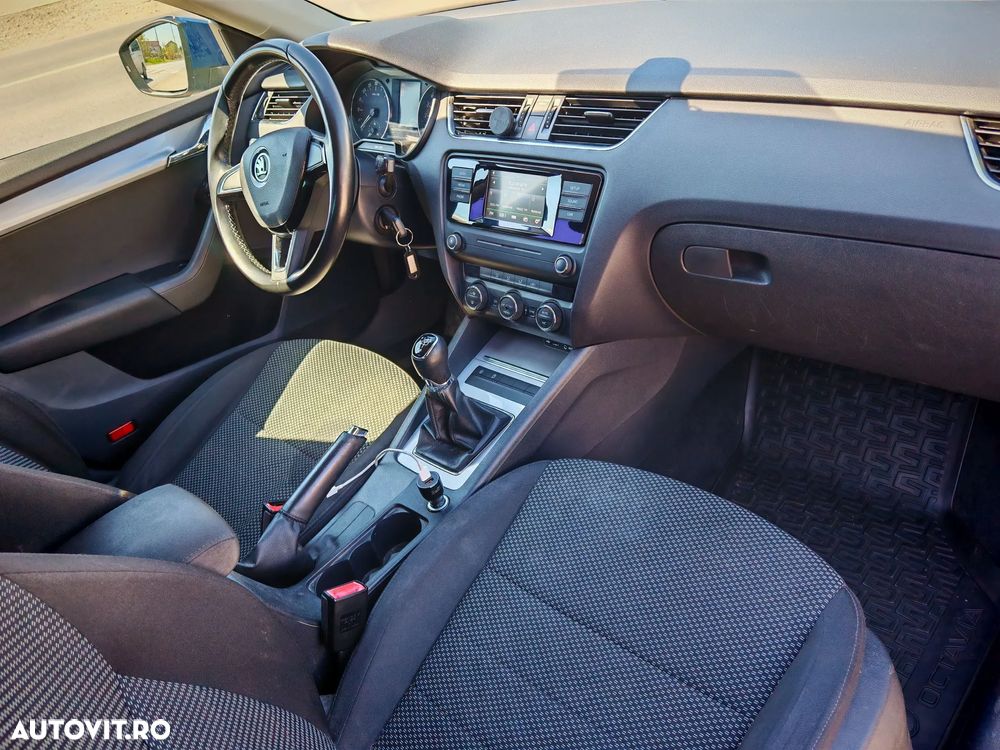 Skoda Octavia 1.6 TDI Ambition - 4