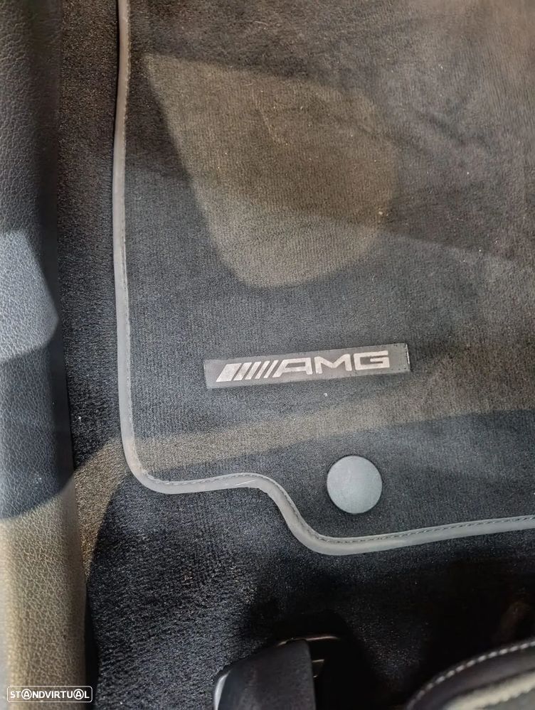 Mercedes-Benz C 300 e AMG Line - 25