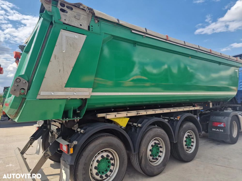 Schmitz Cargobull SKi 8,2, 28mc, EX DEMO-FULL OPTION, 2022, 29500 EUR+Tva, oblon rabatabil hidraulic spate, prelata pe role cu telecomanda, axa liftabila, LED, Anvelope 95% ok, scena vizitare, picioare sprijn, HARDOX, posibil leasing 4 ani-SUPER PRET 29.500 EUR+Tva - 40
