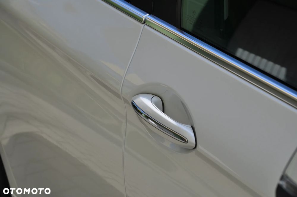 BMW Seria 5 535i xDrive - 17