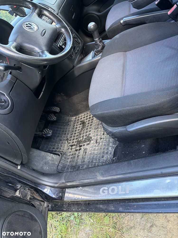 Volkswagen Golf 1.4 Q - 17