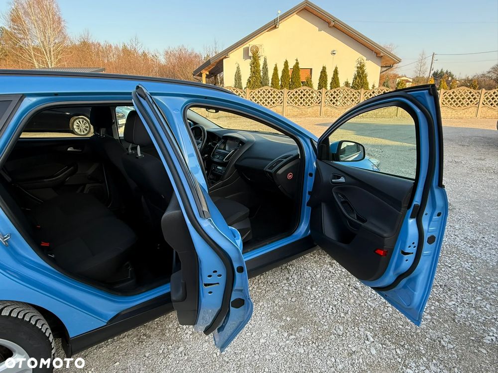 Ford Focus - 30