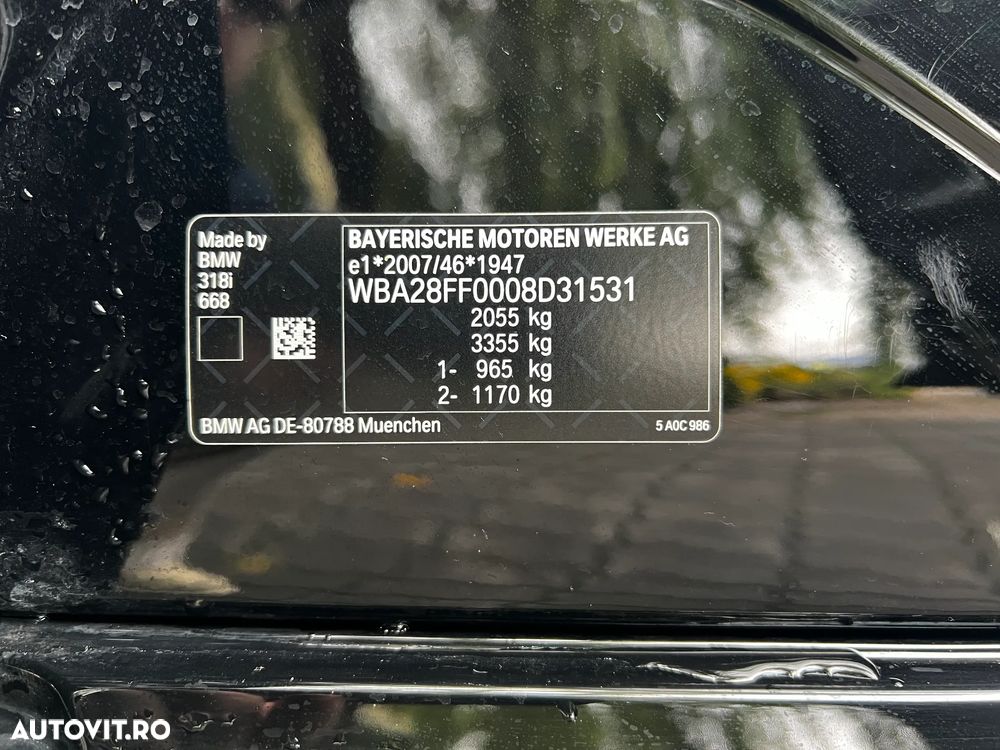 BMW Seria 3 318i AT - 10