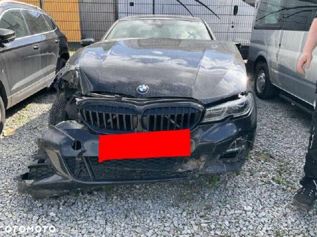 BMW Seria 3 320d xDrive Edition M Sport Shadow - 2