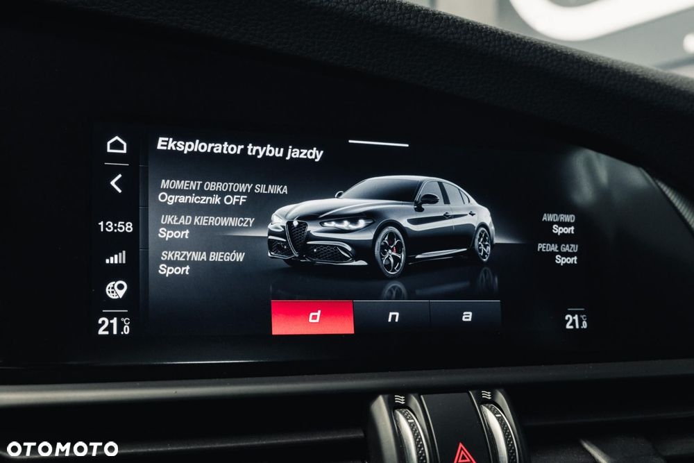 Alfa Romeo Giulia 2.0 Turbo Veloce Q4 - 21