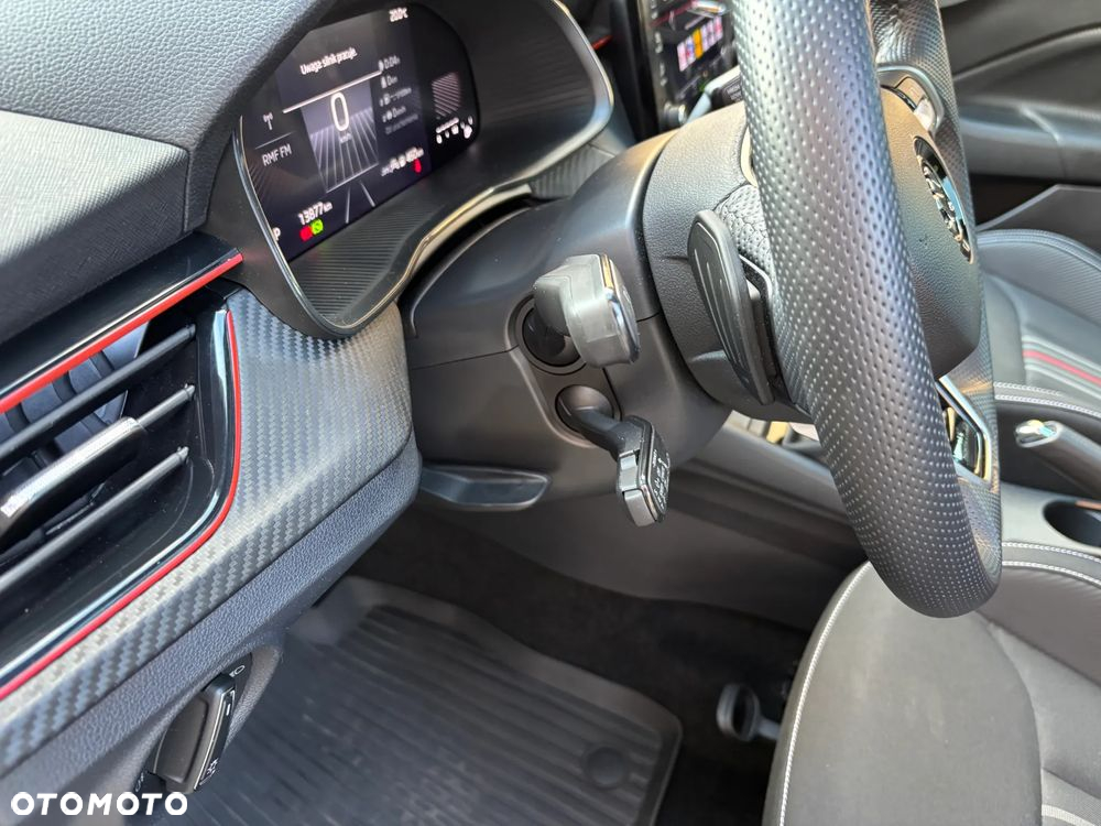 Skoda Kamiq 1.5 TSI Monte Carlo DSG - 11