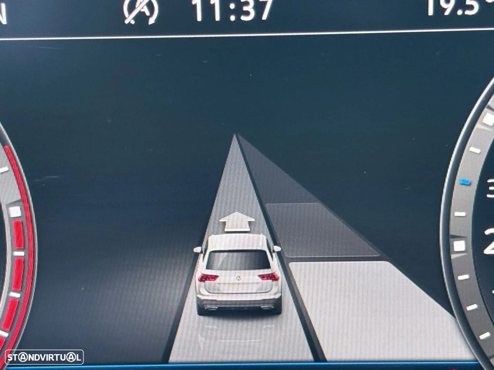 VW Tiguan 2.0 TDI R-Line - 55