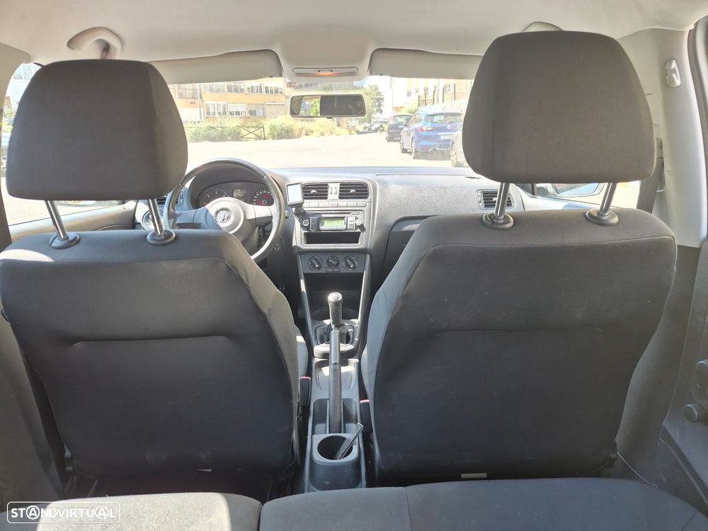 VW Polo 1.6 TDI Confortline BlueMotion - 15