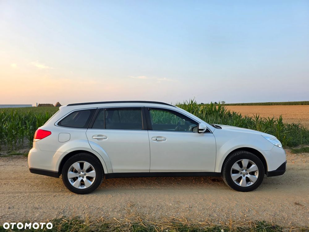 Subaru Outback - 6