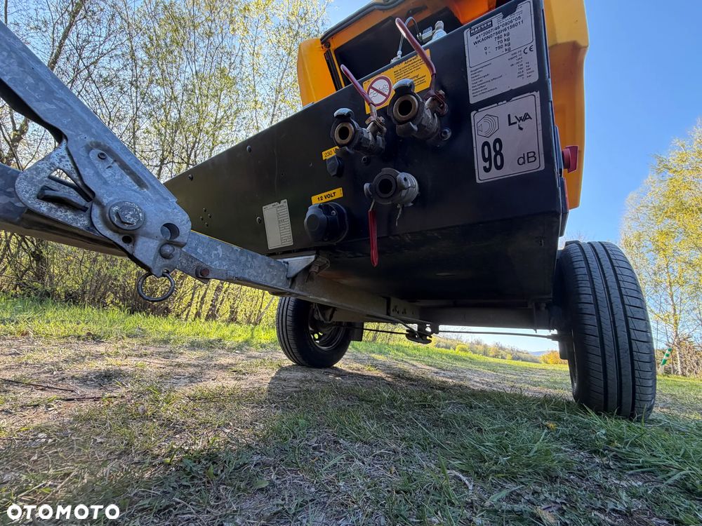 Kubota Kaeser M52 Kompresor Śrubowy Sprężarka 5,7m3. Przyczepka jezdna do rejestracji jako pojazd. 2018 rok. Regulacja ciśnienia bar od 3-8. Silnik Kubota 4cylindry. 50km. Potężna moc. Sprowadzony z Norwegii. Maszyna jak Nowa z Salonu! 1340 mtg. Okazja. Zadbana Maszyna. Dokumenty do rejestracji, książka KAESER - 34