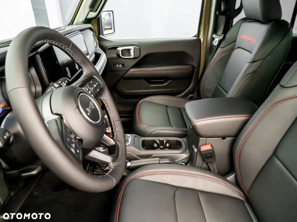 Jeep Wrangler Unlimited GME 2.0 Turbo Rubicon - 25