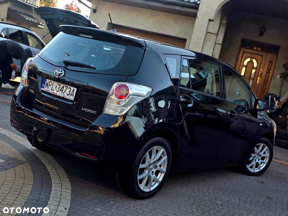 Toyota Verso - 5