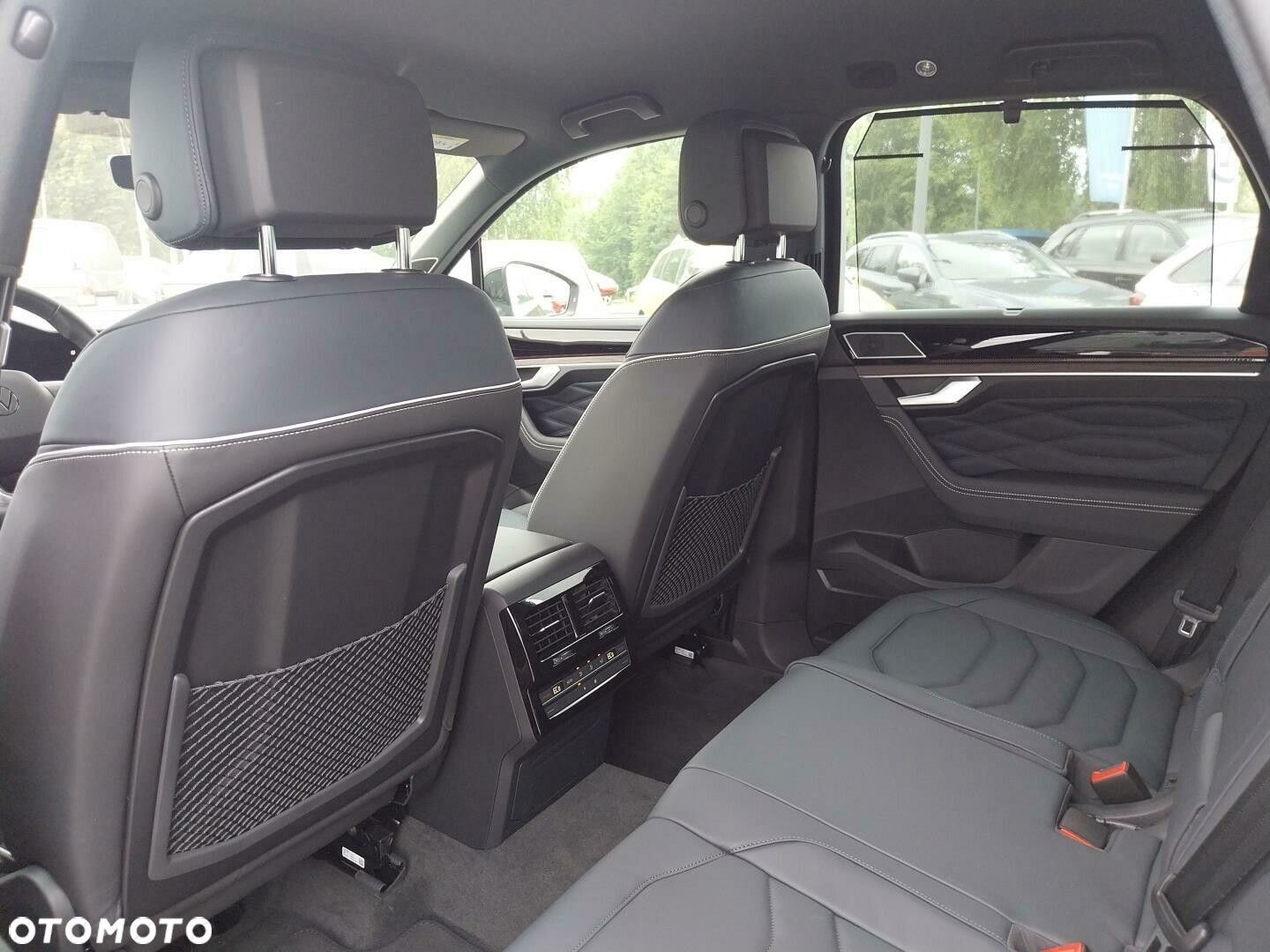 Volkswagen Touareg - 20