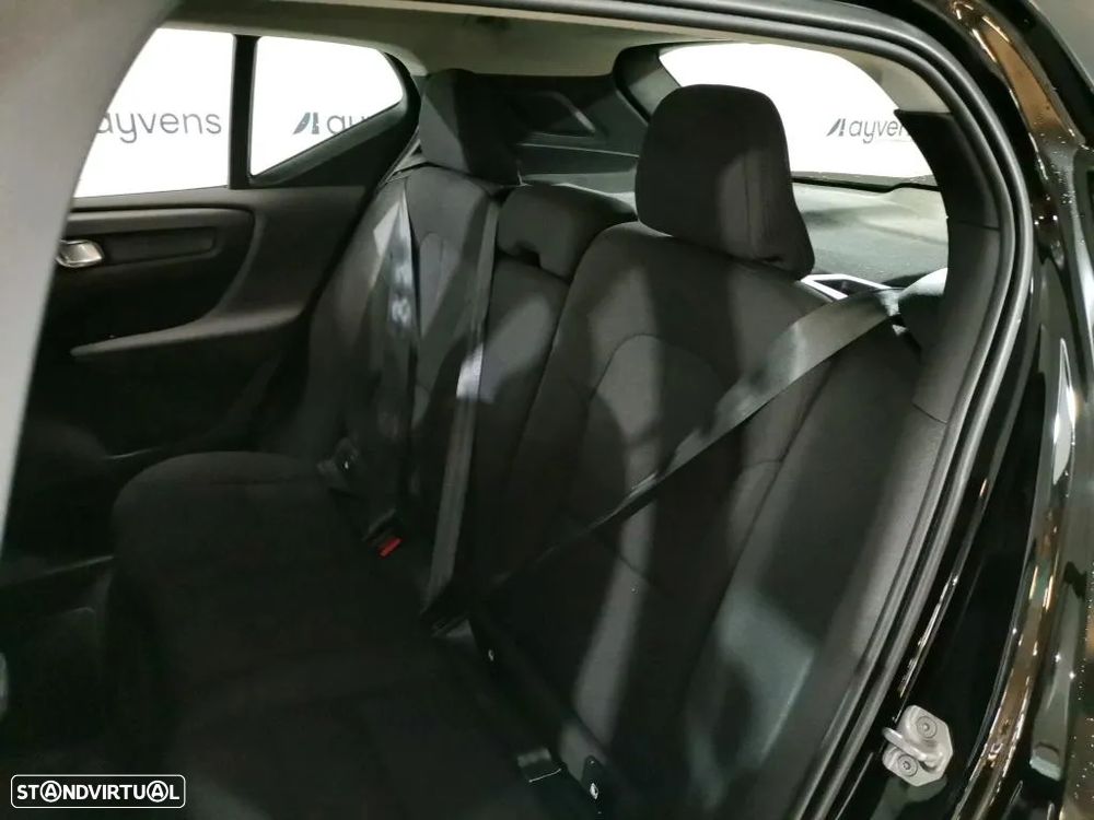 Volvo XC 40 1.5 T2 Momentum - 9