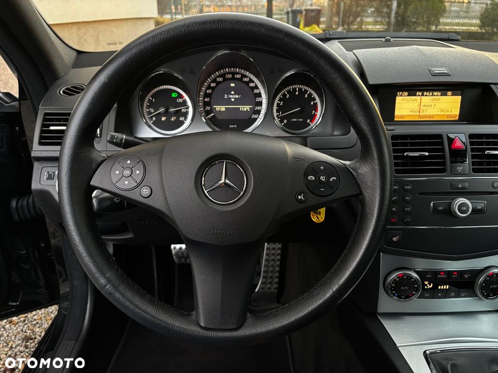 Mercedes-Benz Klasa C 200 Kompressor Avantgarde - 33