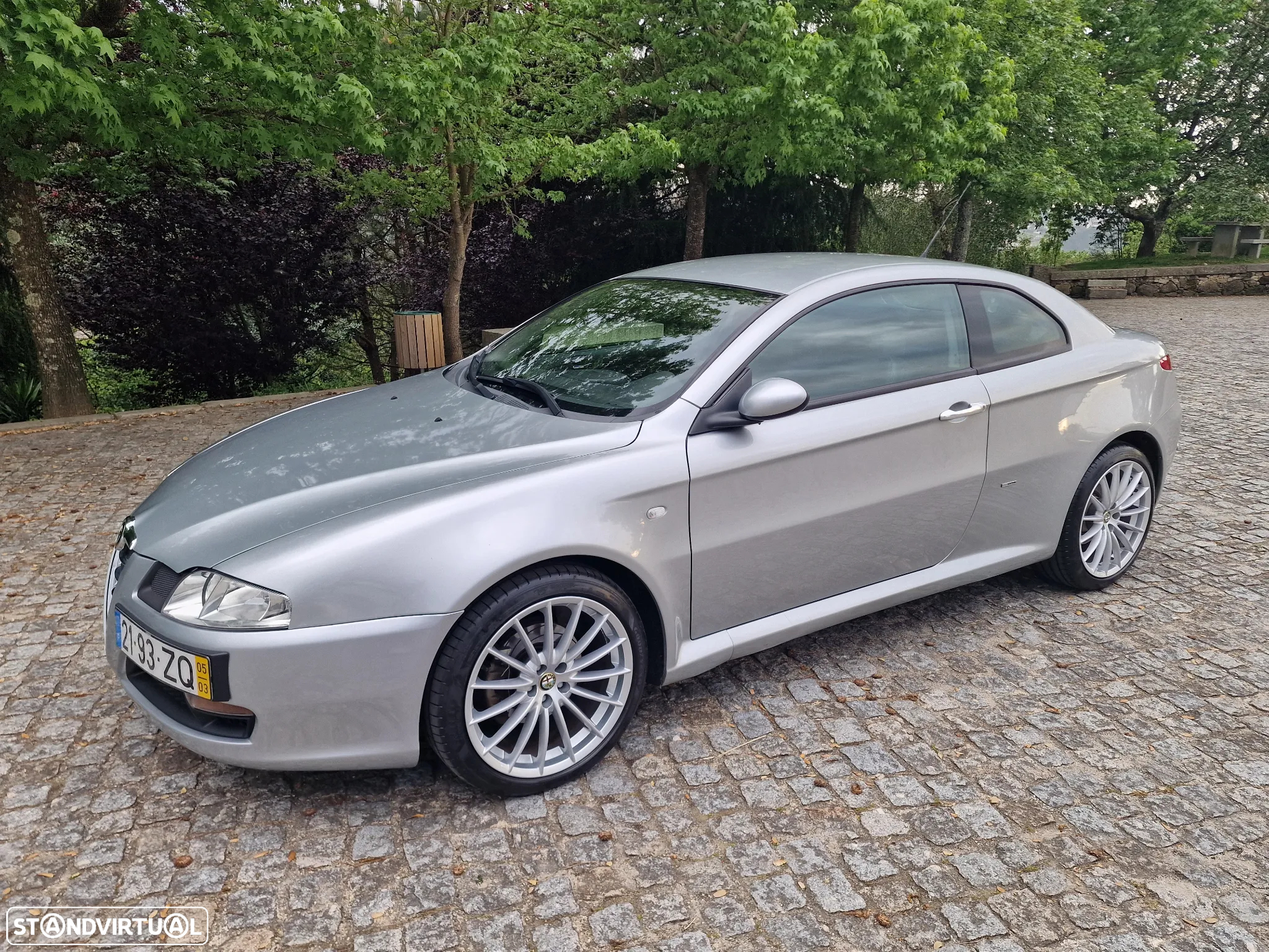 Alfa Romeo GT 1.9 JTD M-JET - 4