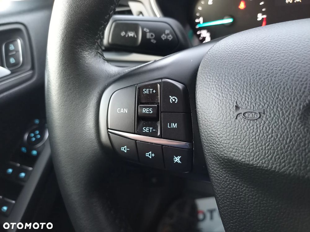 Ford Focus 1.5 EcoBlue STart-Stopp-System TITANIUM - 26