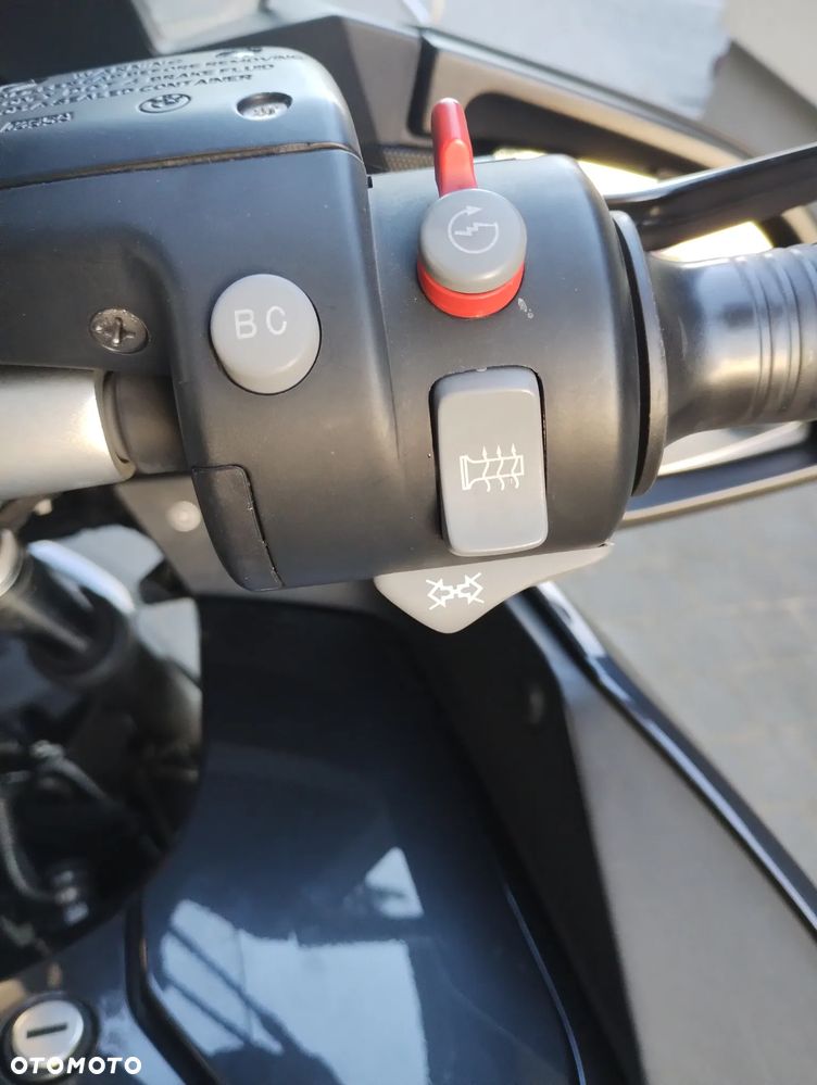 BMW R - 6