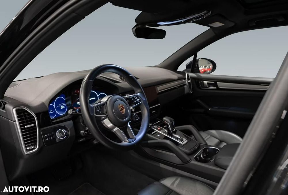 Porsche Cayenne Tiptronic S Platinum Edition - 10