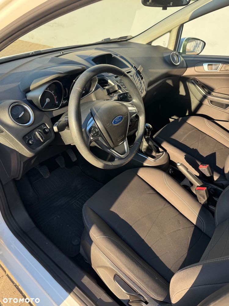 Ford Fiesta - 5