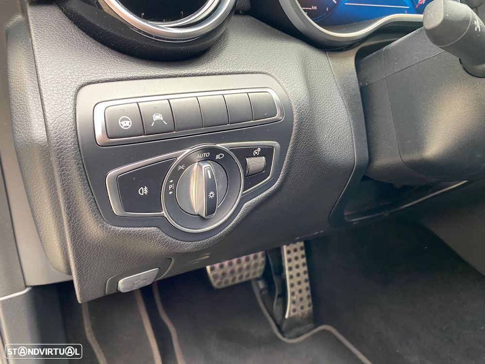 Mercedes-Benz C 300 de AMG Line - 29