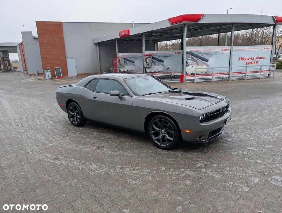 Dodge Challenger - 3