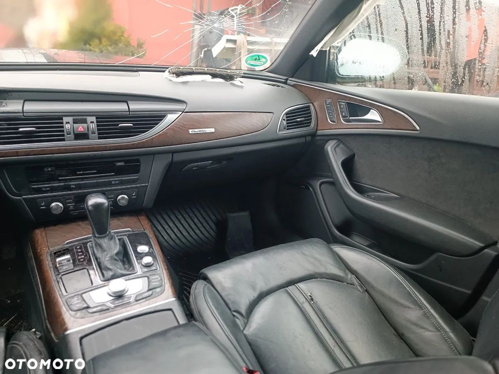 Audi A6 Avant 3.0 TDI quattro S tronic - 9