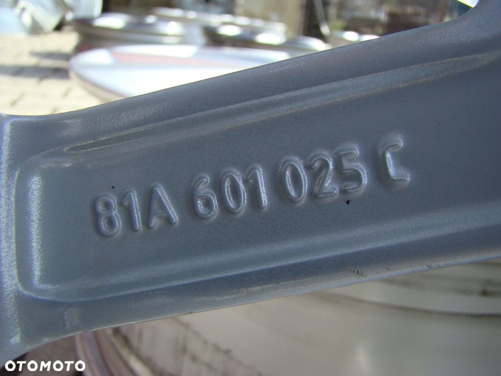a227 5x112 Audi Q2 GA Q3 8U F3 A4 B6 B7 A3 8P 8Y 8V A6 C5 C6 7jx17 et45 - 7