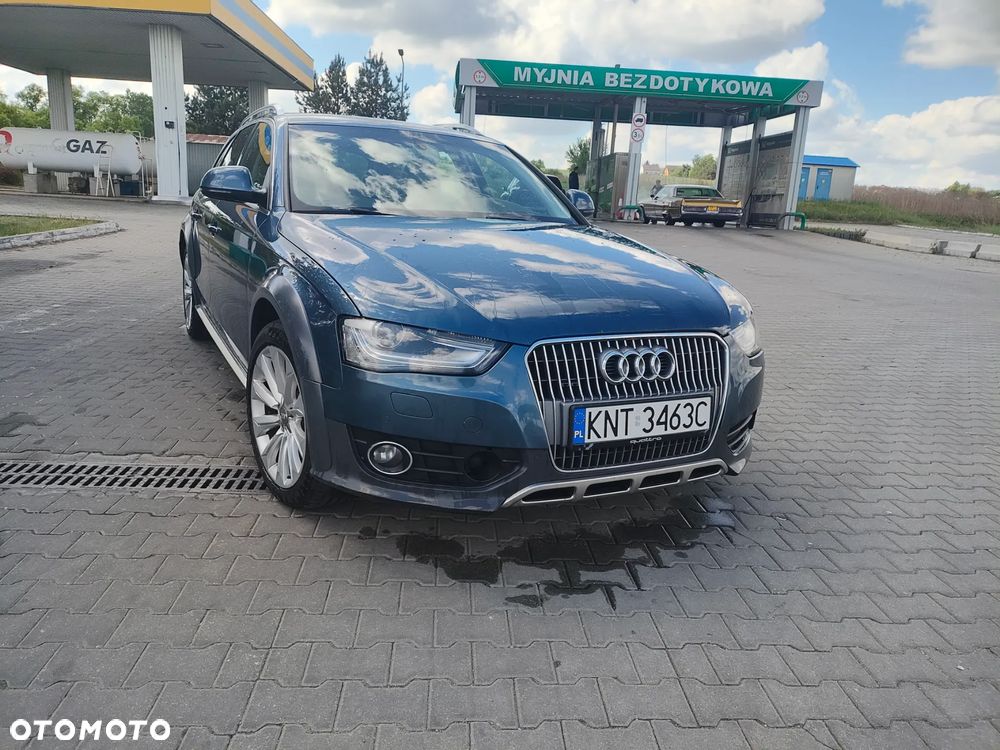 Audi A4 - 1