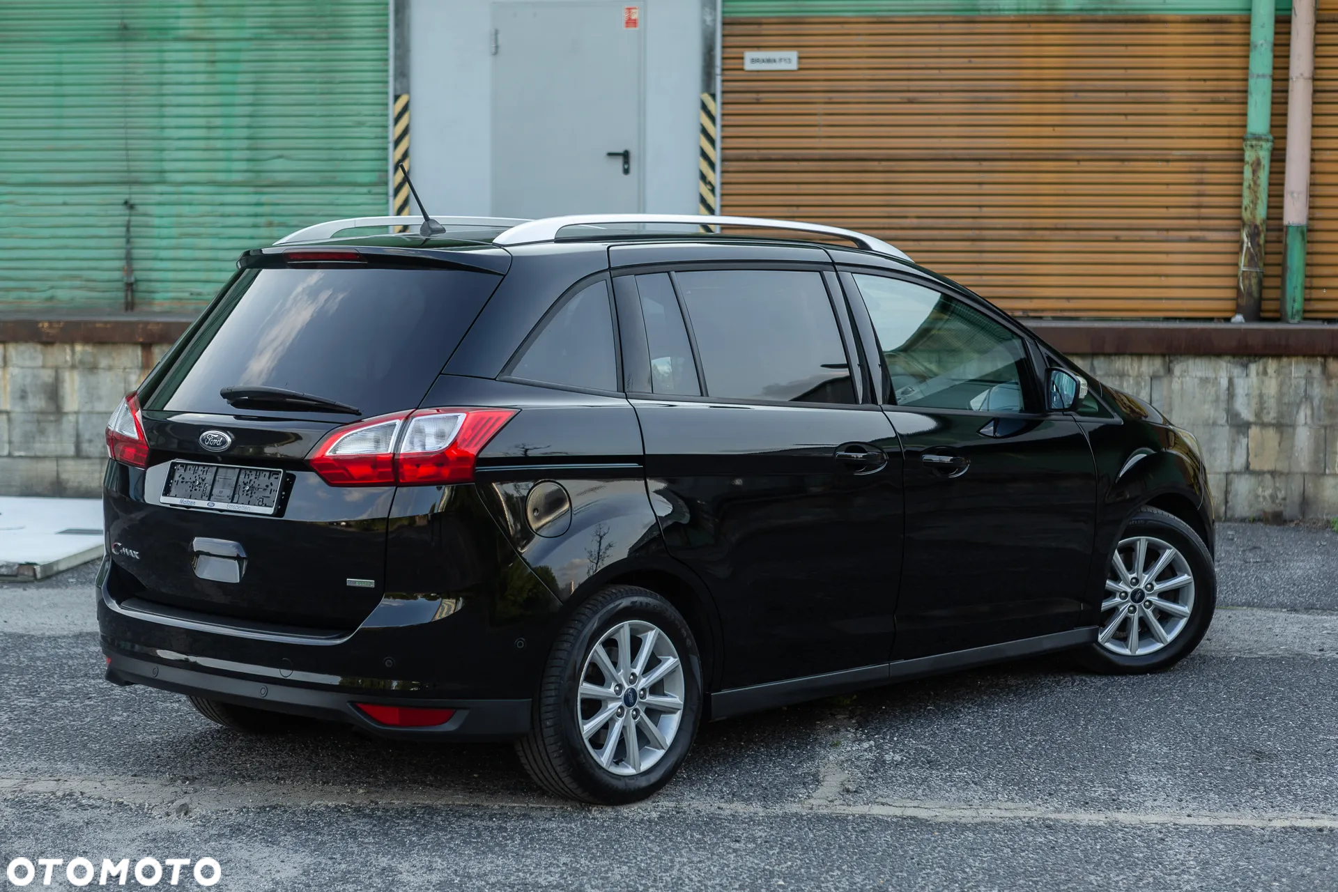 Ford Grand C-MAX - 21